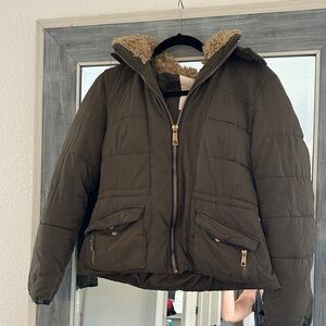 Zara Olive Green Puffer Jacket with Faux Fur Lining